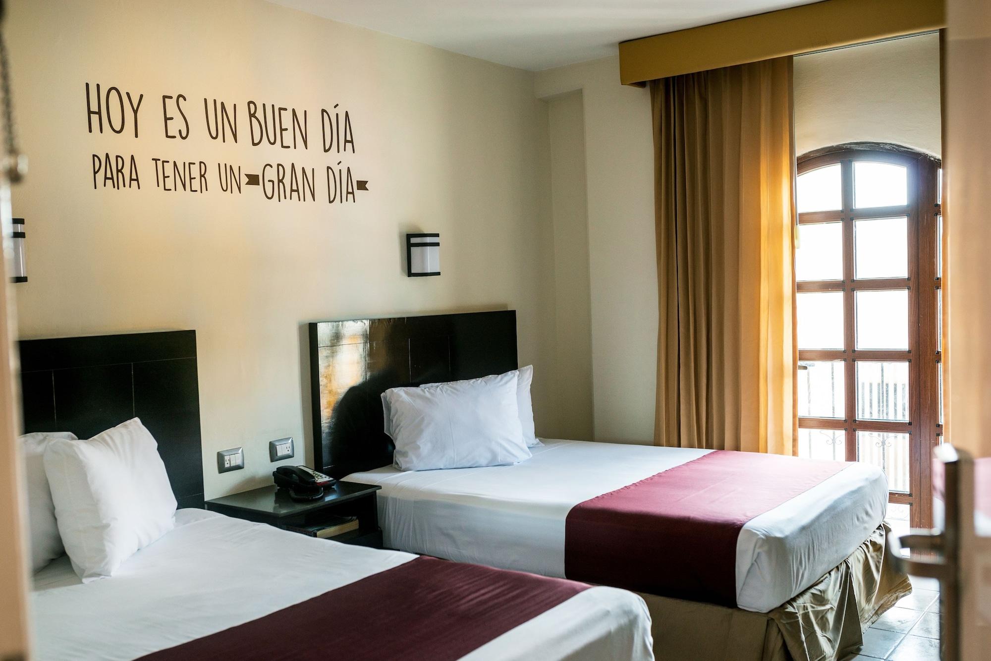 Hotel Colonial De Mérida Extérieur photo