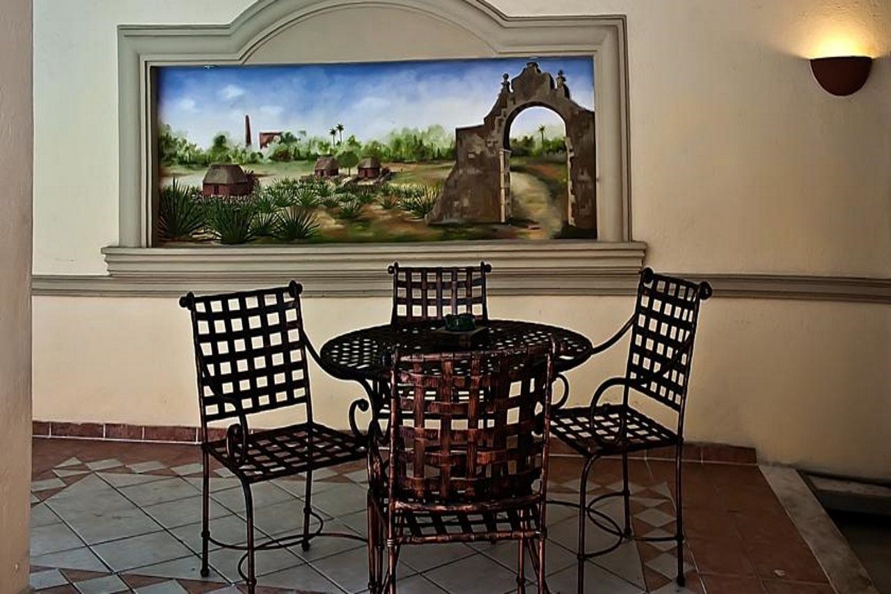 Hotel Colonial De Mérida Extérieur photo
