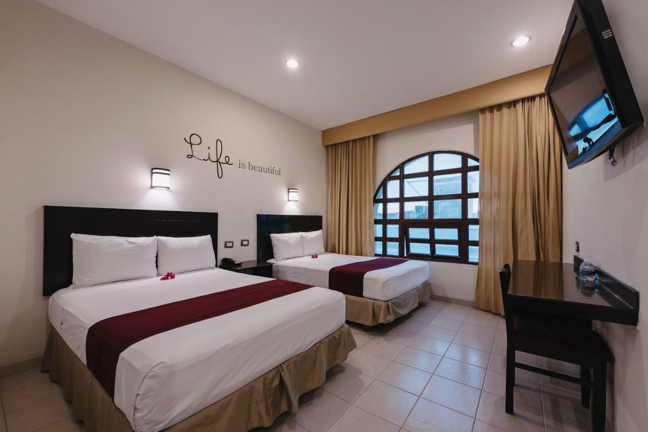 Hotel Colonial De Mérida Extérieur photo