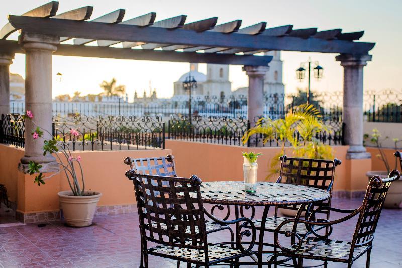 Hotel Colonial De Mérida Extérieur photo